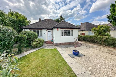 3 bedroom detached bungalow for sale, Wraysbury, Berkshire