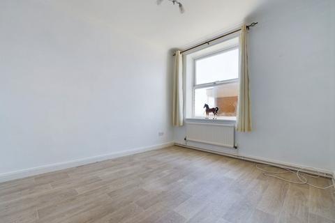 2 bedroom flat for sale, West End Way, Lancing