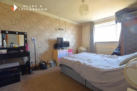 2 bedroom semi-detached house for sale, Craigfield Avenue, Clacton-on-Sea