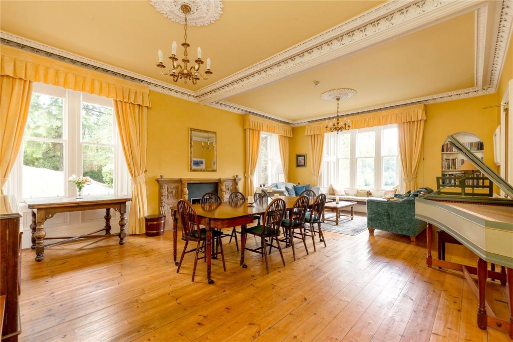 Dning Room