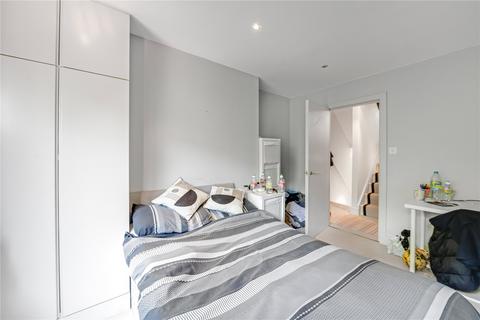 3 bedroom flat for sale, Cranbury Road, Fulham, London, SW6