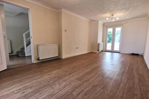 2 bedroom end of terrace house for sale, Kings Road, Bungay