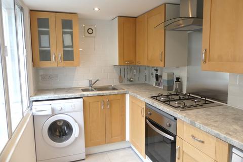 2 bedroom apartment to rent, Thoroughfare, Suffolk IP19