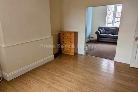 3 bedroom terraced house to rent, Ripon Street, Lincoln