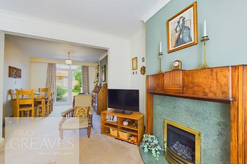 6 Brooklands Drive, Gedling, Nottingham, NG4 3GU