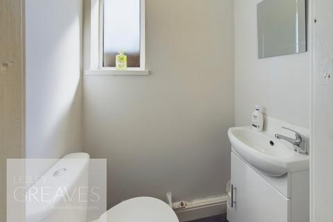 6 Brooklands Drive, Gedling, Nottingham, NG4 3GU