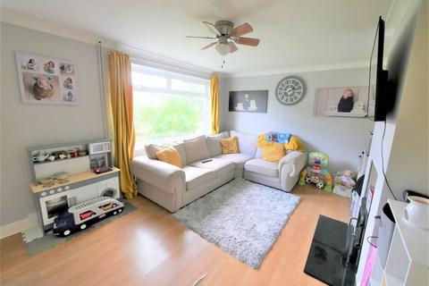 2 bedroom semi-detached house for sale, Maple Close, Ipswich