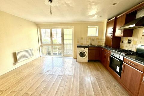 2 bedroom flat for sale, Malt House Place, Romford, London, RM1 1AR