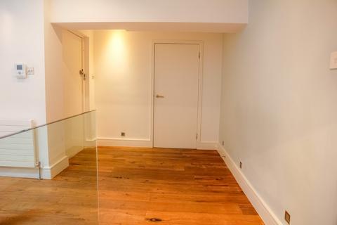 Flat 6, 36 Devonshire Place, London, W1G 6JR