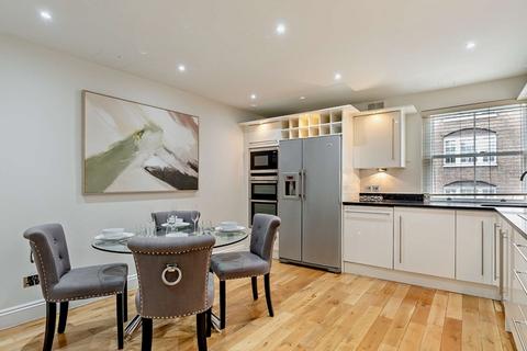 2 bedroom apartment to rent, Grosvenor Hill, London W1K