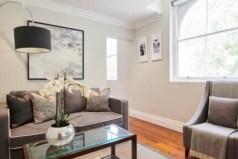 2 bedroom property to rent, Kensington Gardens Square, London W2