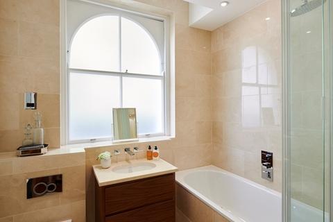 2 bedroom property to rent, Kensington Gardens Square, London W2