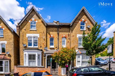 Flat 1, 28 Rockmount Road, London, SE19 3ST