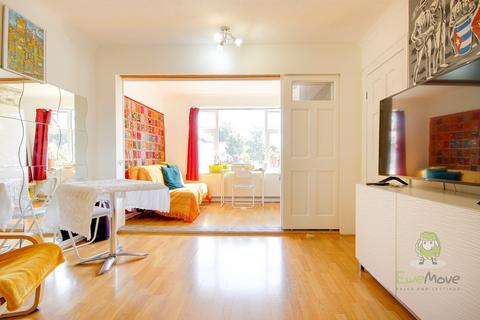 2 bedroom flat for sale, St. James Road, Stratford, London, E15