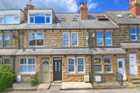 2 bedroom terraced house to rent, Wharfedale Avenue, Harrogate, HG2 0AU