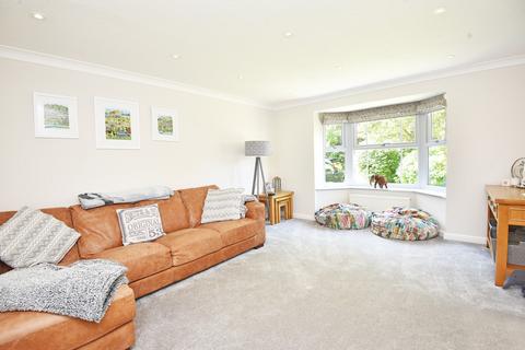 4 bedroom detached house for sale, Evelyn Court, Harrogate