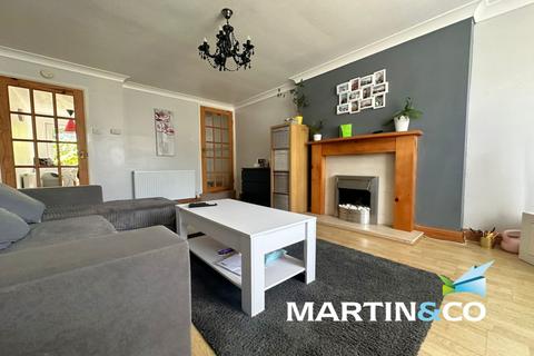 25 Dunn Close, Wrenthorpe, Wakefield, WF2 0SX