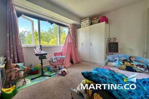 25 Dunn Close, Wrenthorpe, Wakefield, WF2 0SX