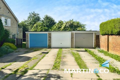 25 Dunn Close, Wrenthorpe, Wakefield, WF2 0SX