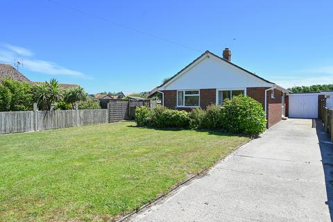 2 bedroom detached bungalow for sale, Old Lydd Road, Camber, East Sussex TN31 7RH