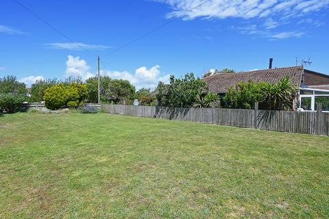 2 bedroom detached bungalow for sale, Old Lydd Road, Camber, East Sussex TN31 7RH