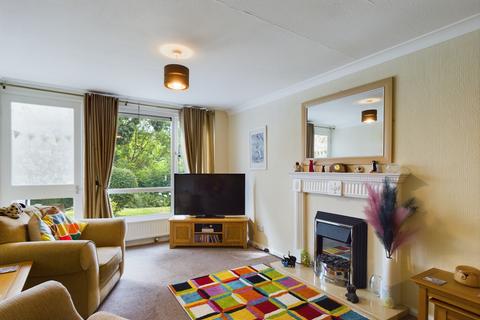 2 bedroom flat for sale, Hall Park Head, Stannington, Sheffield, S6