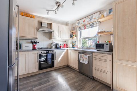 5 bedroom townhouse for sale, Chain Free in Norwich