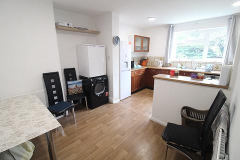 1 bedroom in a house share to rent, Pelham Crescent, Beeston