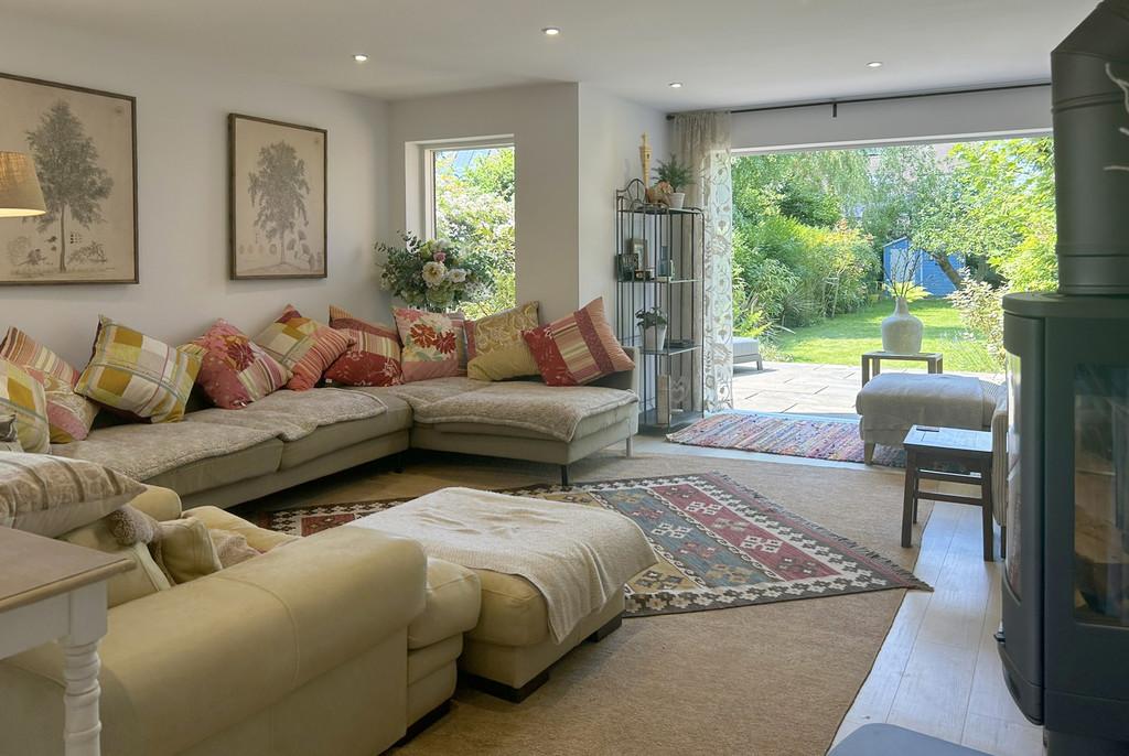 68 QKR Sitting Room New 2