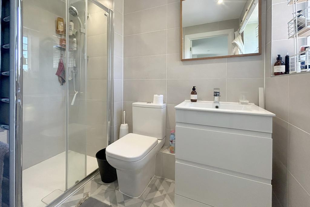 68 QKR En Suite