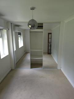 1 bedroom flat to rent, Tadworth Street, Tadworth, Surrey. KT20