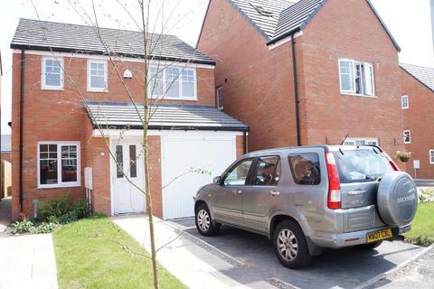 3 bedroom detached house to rent, Elton Fold Chase, Off Walshaw Road BL8