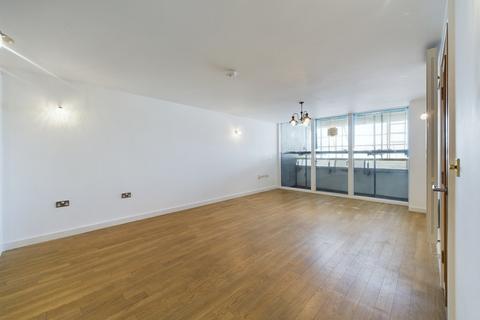 2 bedroom apartment to rent, East Quay House West, Plymouth PL4