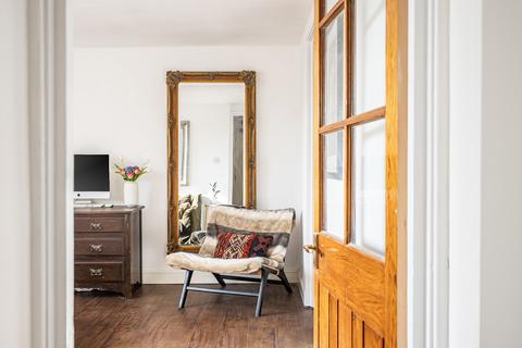 1 bedroom apartment for sale, Fountain Buildings, Somerset BA1