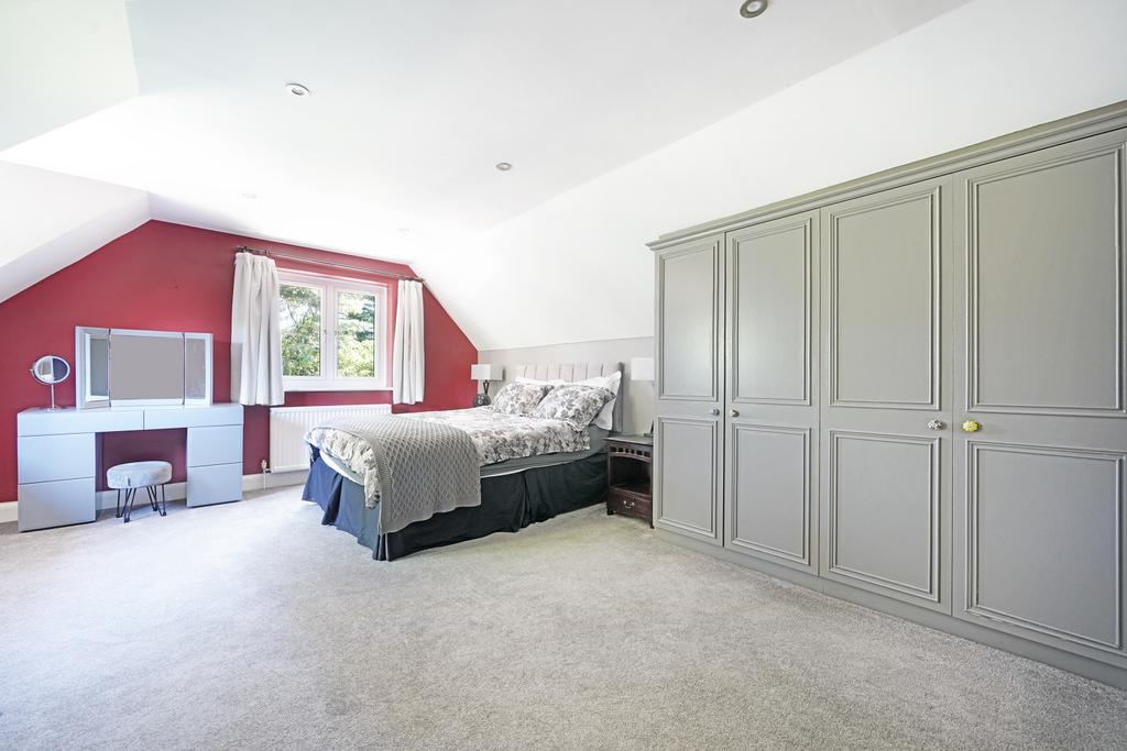 House in Chislehurst - View 3