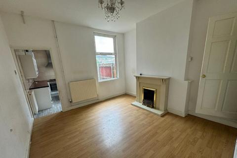 1 bedroom end of terrace house for sale, 73 Beaumanor Road, Leicester, LE4 5QD
