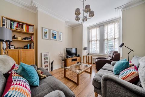 3 bedroom terraced house for sale, Gerda Road, London SE9