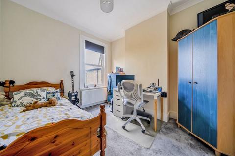 11 Gerda Road, New Eltham, London, SE9 3SW