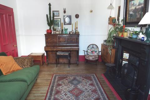 21 Alexandra Road, Hull, HU5 2NS