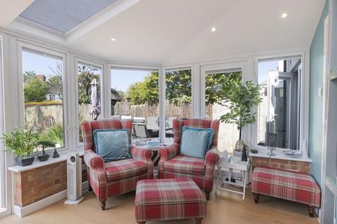 11 Iris Avenue, Bexley, DA5 1HH