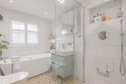 11 Iris Avenue, Bexley, DA5 1HH