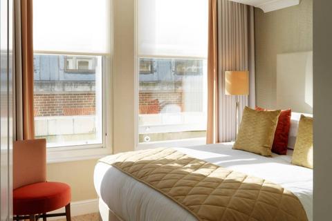 1 bedroom flat to rent, Bow Lane, City, London, EC4M