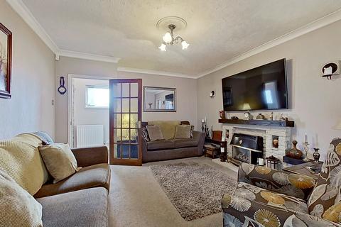 3 bedroom end of terrace house for sale, Bigwood Drive, Sutton Coldfield B75