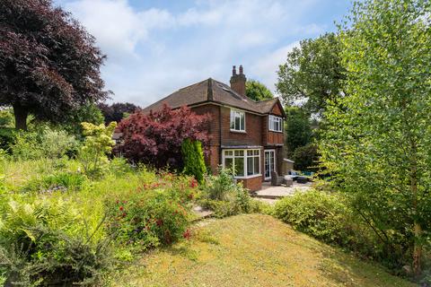 4 bedroom detached house for sale, Deepdene Park Road, Dorking