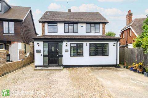 4 bedroom detached house for sale, Epping Road, Nazeing