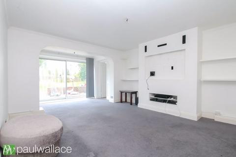 Meadow Lodge Epping Road, Nazeing, Waltham Abbey, EN9 2DH