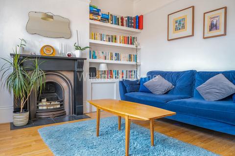 3b Marlborough Road, London, N22 8NB