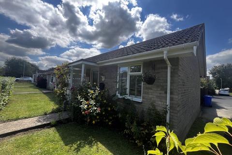 3 bedroom bungalow for sale, Oakey Ley, Bradfield St George