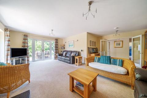 5 bedroom detached house for sale, New Barn Lane, Alton