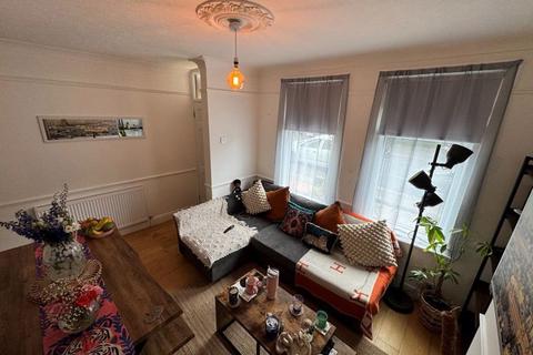 2 bedroom property for sale, Wetherden Street, Walthamstow, London